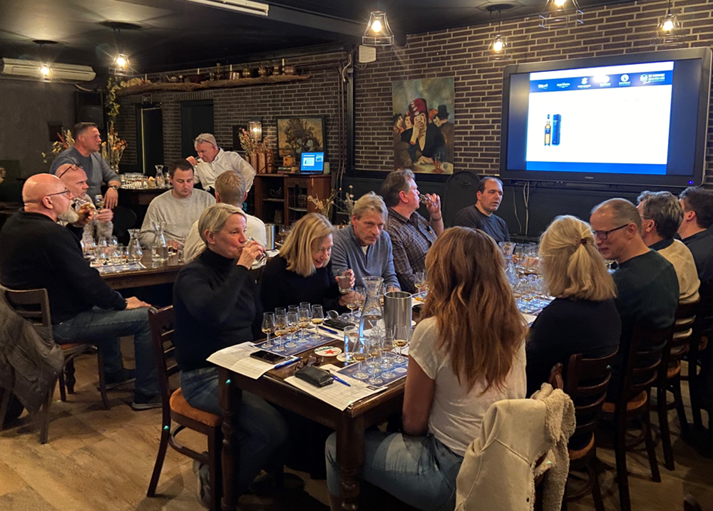 Geslaagde whisky proeverij in Goor
