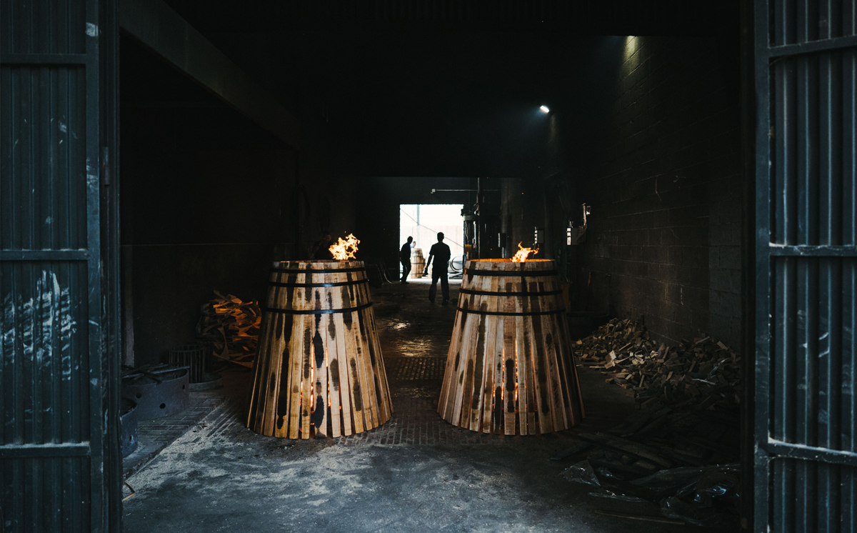 Seasoning - vaten worden gevuld met Oloroso sherry