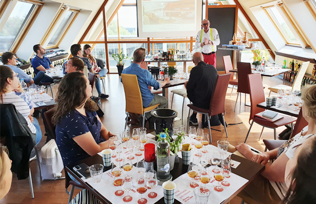 Cursusdag VAKO-drankenopleidingen: rond de wereld in 16 spirits