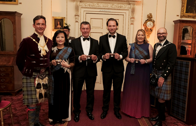 Hans en Luuk Olde Monnikhof benoemd tot Keepers of the Quaich