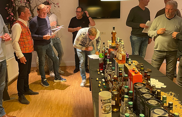 Een verfrissende nieuwe kijk op jenever en prachtige whisky’s tijdens het Dordtse whiskyfestival